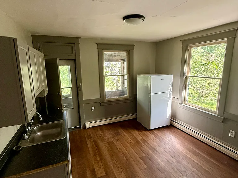 39 Kenmore Ave #3 — Photo 9