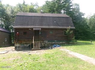 271 Hickey Rd, Hampton, NY 12837
