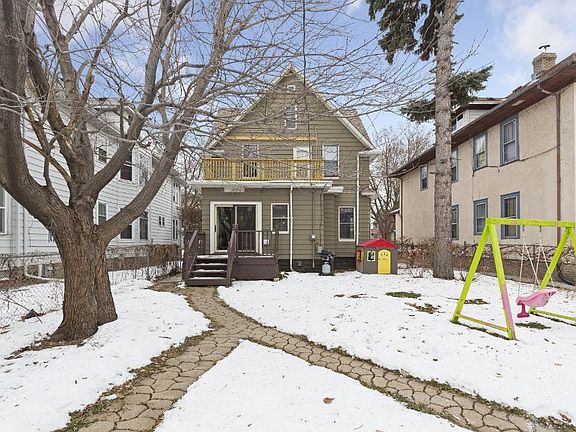 2nd image of 405 Herschel St