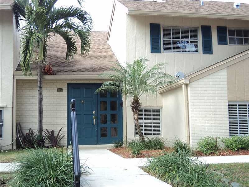 1st image of 685 Kensington Pl #103D