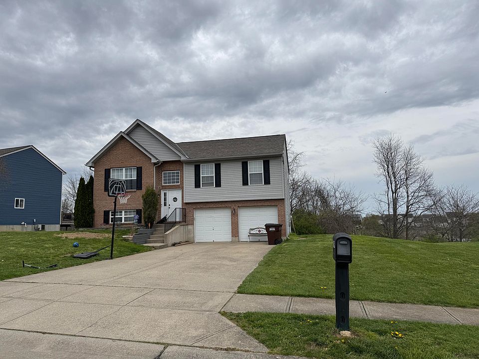 1st image of 10389 Sharpsburg Dr