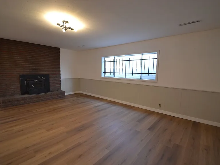 2988 W Fontanero St — Photo 17