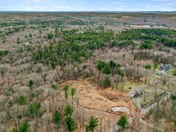 184 Gould Rd, Charlton, MA 01507