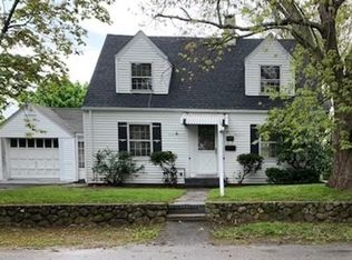 82 Bluff Rd, Weymouth, MA 02191