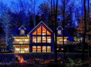 151 Tanbark Dr, Greentown, PA 18426