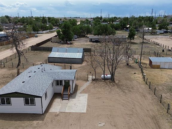 3rd image of 15200 Casler Avenue