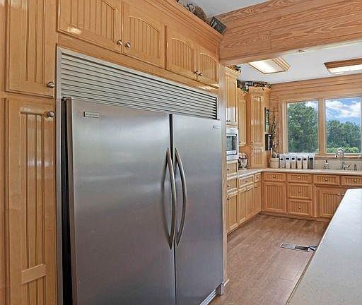 3rd image of 276 Morris Dr