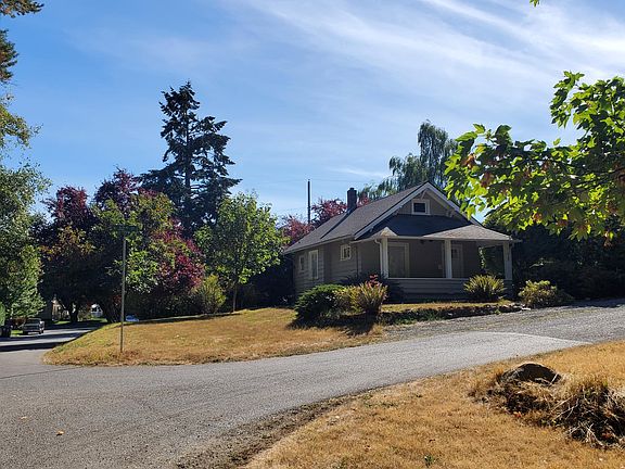 2nd image of 4102 N 32nd St