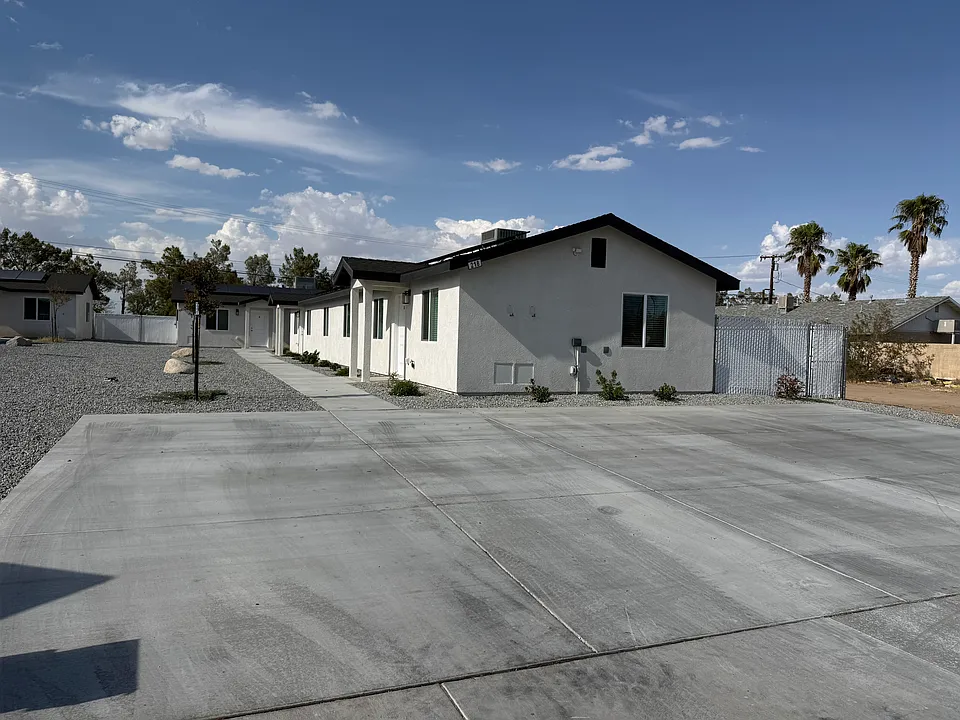 218 W Church Ave #A