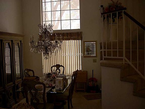 5th image of 765 Charwood Cir