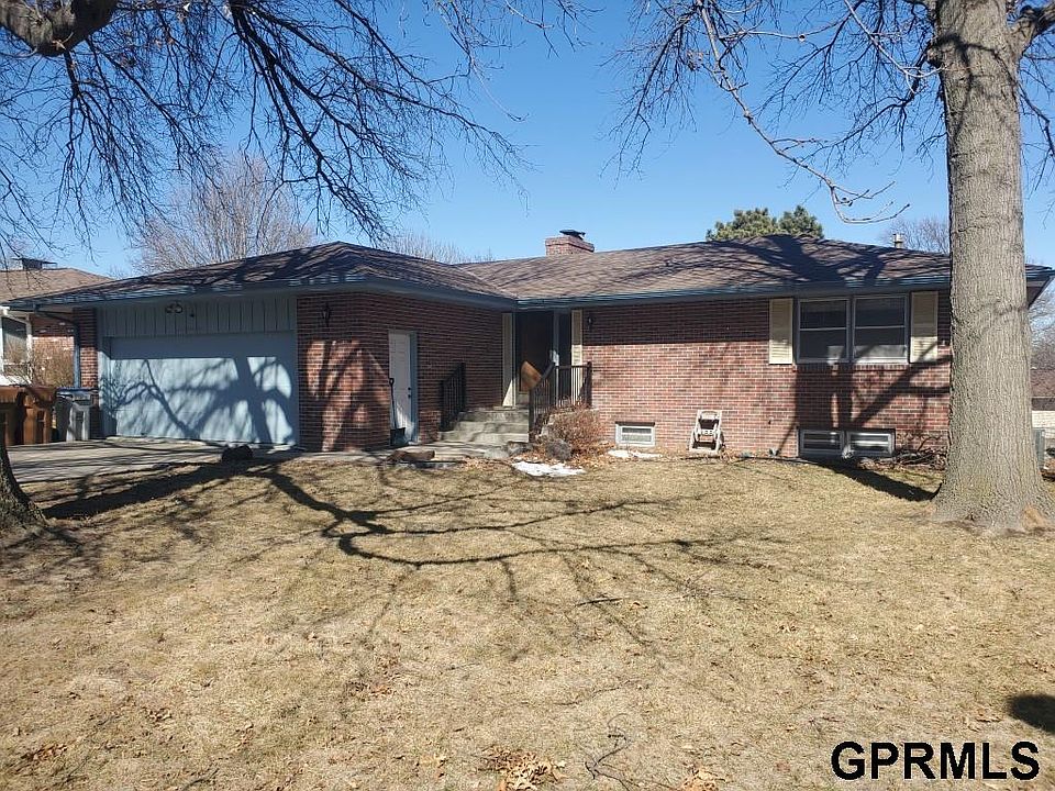 1st image of 6032 Oakridge Dr