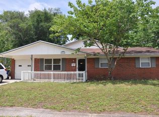 2562 W Kershaw Dr, Jacksonville, FL 32211