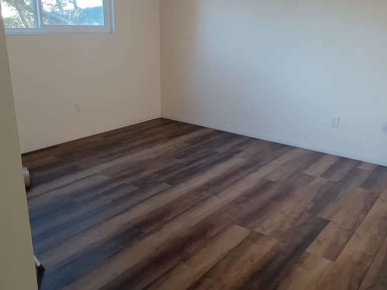756 Grissom St — Photo 5