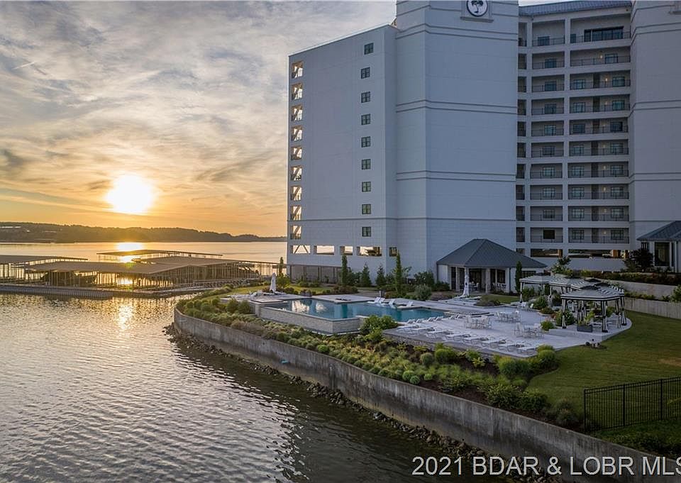 1st image of 166 Captiva Dr Unit 7D