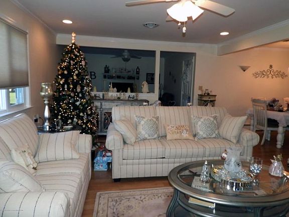 5th image of 110 Liberta Dr