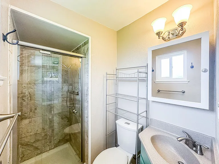 1117 Iris Ave — Photo 21