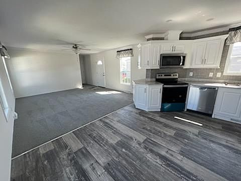 3rd image of 35356 Sussex Ln #6H92C4