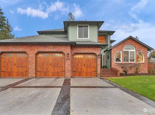 4204 Montgomery Pl, Mount Vernon, WA 98274