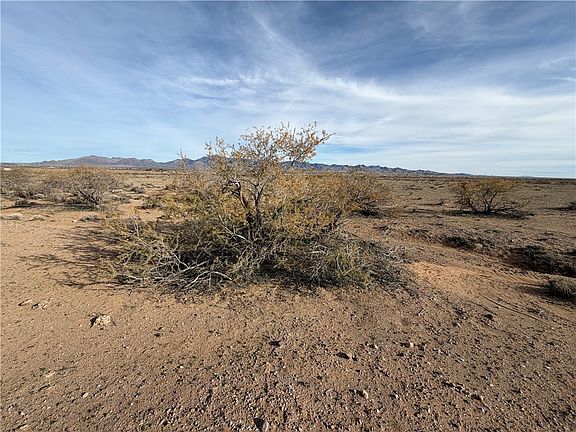 2nd image of 317-15-047 N AGUA DULCE Drive