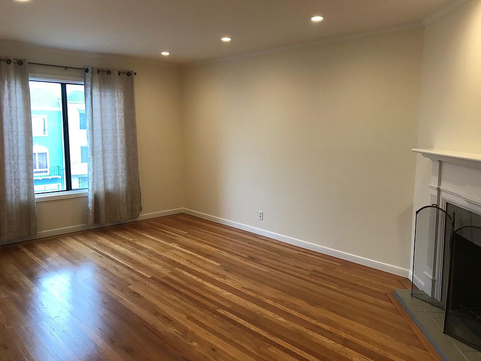 1st image of 2829 Judah St #2