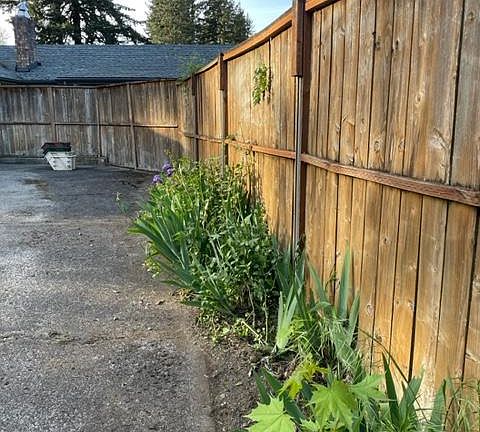 4th image of 14210 NE 13th St
