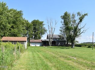 8305 Hillville Rd, Bluffton, OH 45817