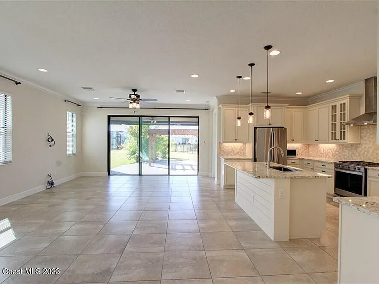 7378 Bluemink Ln — Photo 12