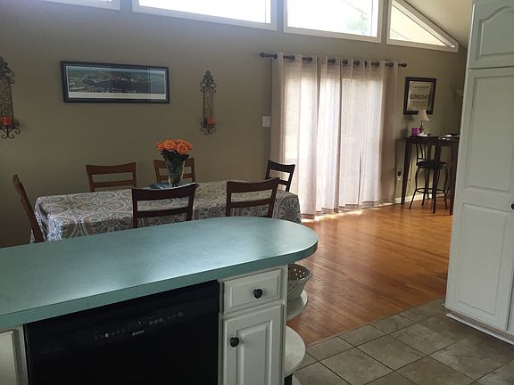 5th image of 1709 Nimitz Dr