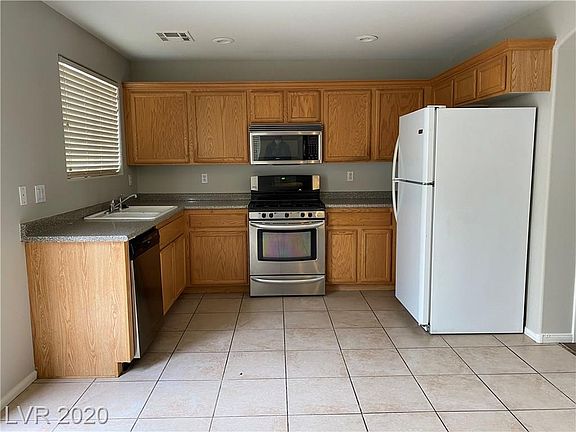5th image of 5260 Valencia Crest Ave #0
