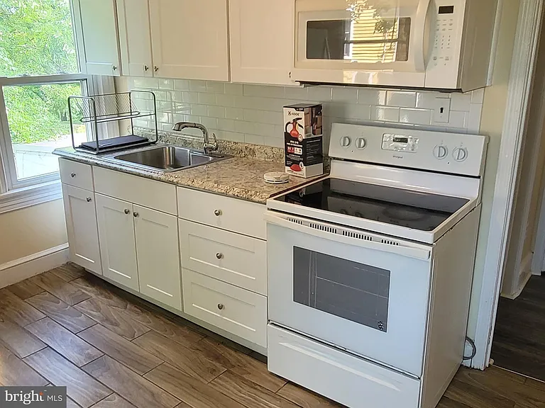 67 Madison Ave #2 — Photo 3