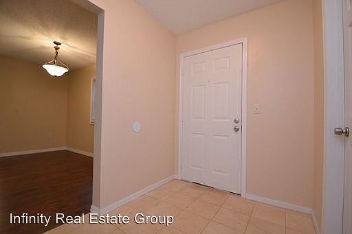 2nd image of 5106 Clubside Dr