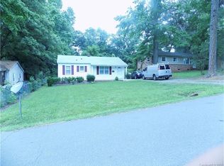 4317 Dinglewood Ave, Charlotte, NC 28205