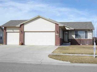 1718 Springfield St, Goddard, KS 67052