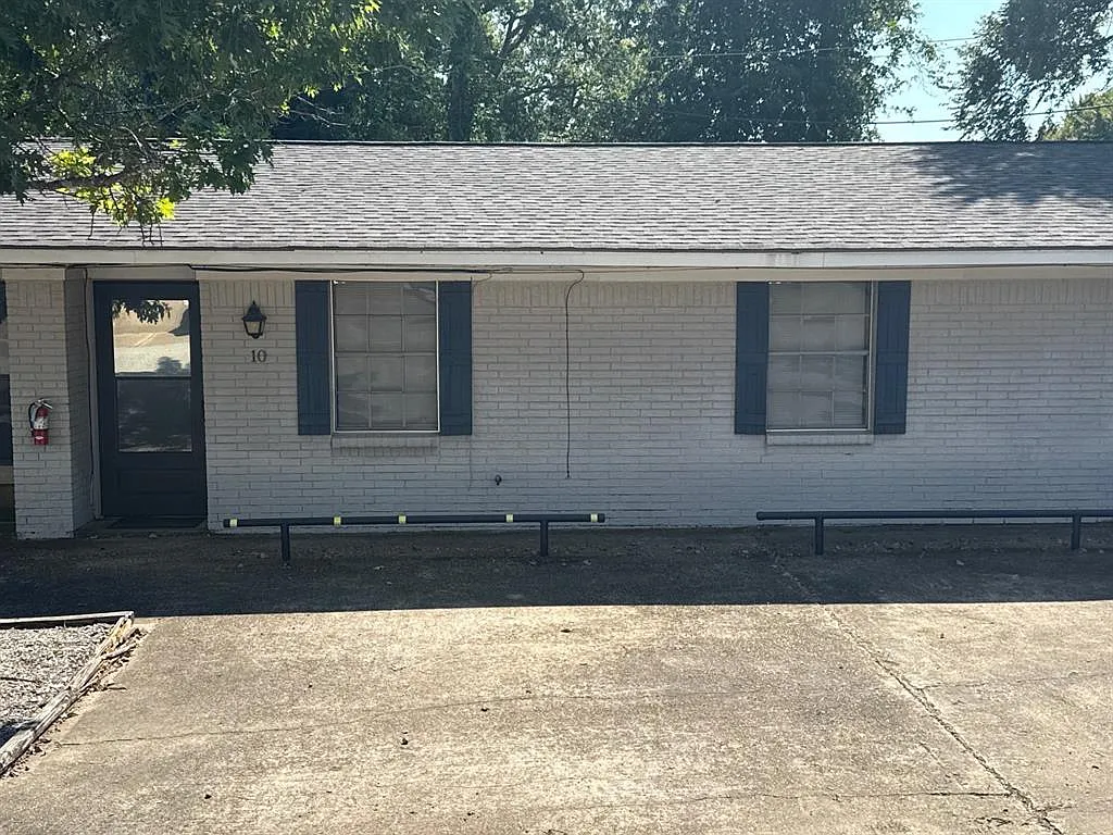 Building Photo - 1600 W Ln #10