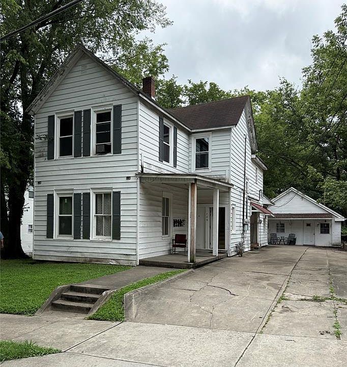 1st image of 709 North St