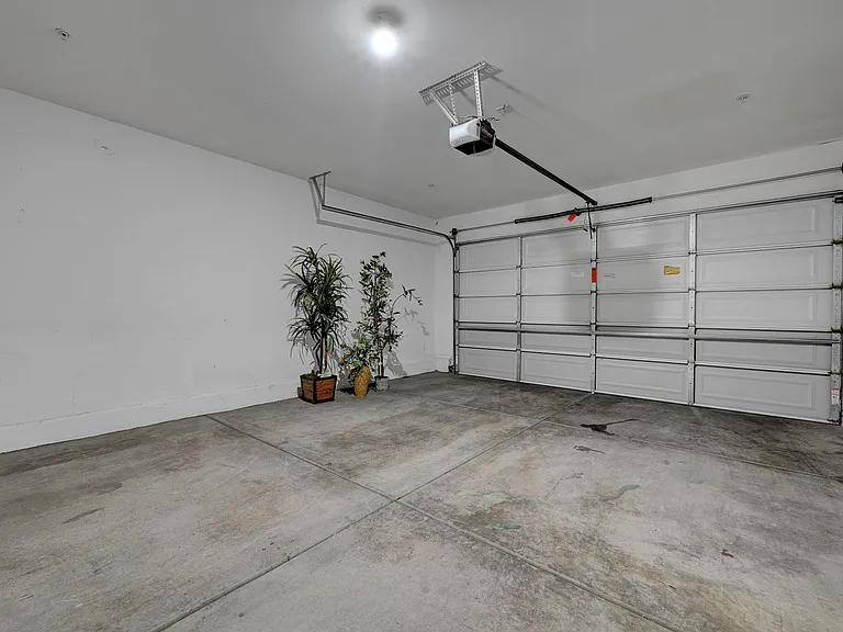 8409 Insignia Ave #102 — Photo 47