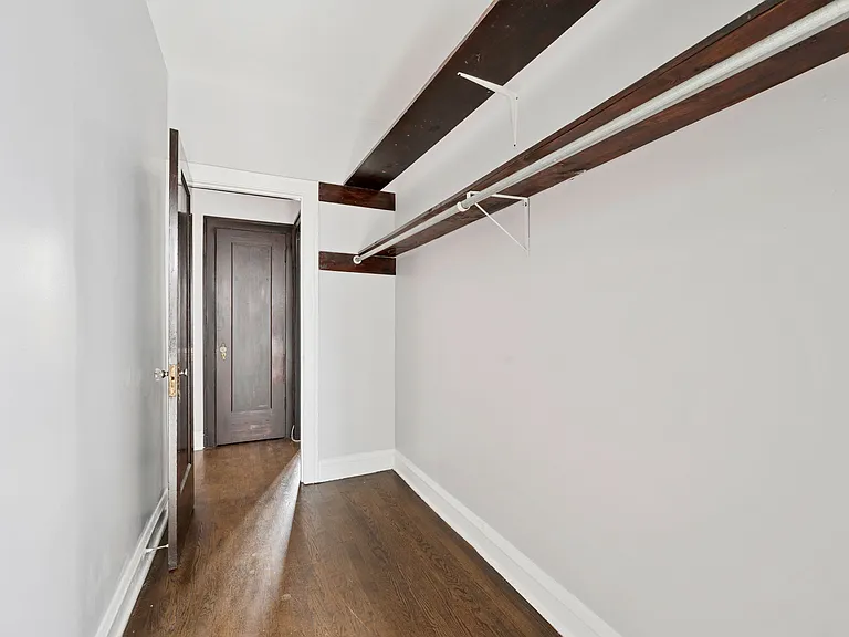 7828 S. Drexel Ave — Photo 11