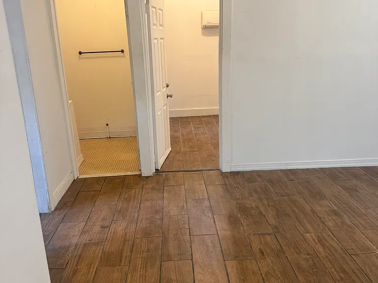 45 Begonia St — Photo 6