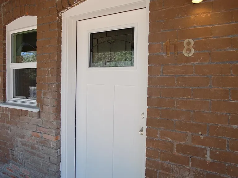 118 E 18th St — Photo 13