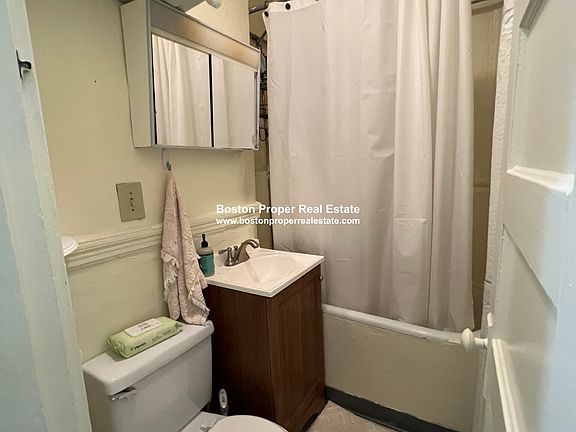 5th image of 24 Phillips St APT 4