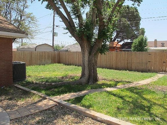2nd image of 3303 Fannin Ave