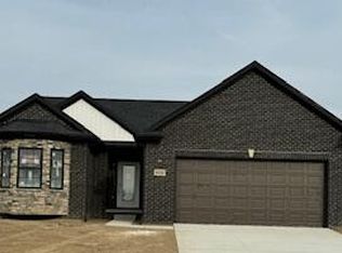 5112 Wilshire Dr #49, Dundee, MI 48131
