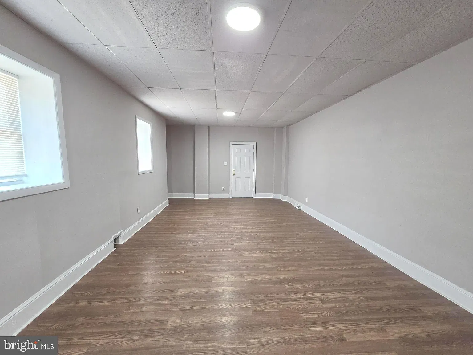 4 bed, 1.0 bath, 1248 sqft, $1,800 — Photo 3