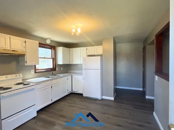 63-65 Wisteria St, Springfield, MA 01119