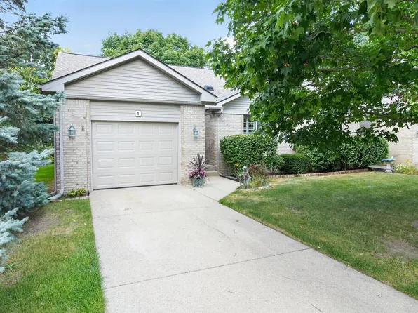 22240 Quail Run Cir Unit 1, South Lyon, MI 48178