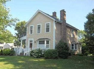 54 West St, Easthampton, MA 01027