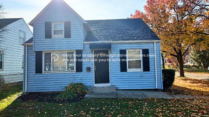 1st image of 15045 Grapeland Ave
