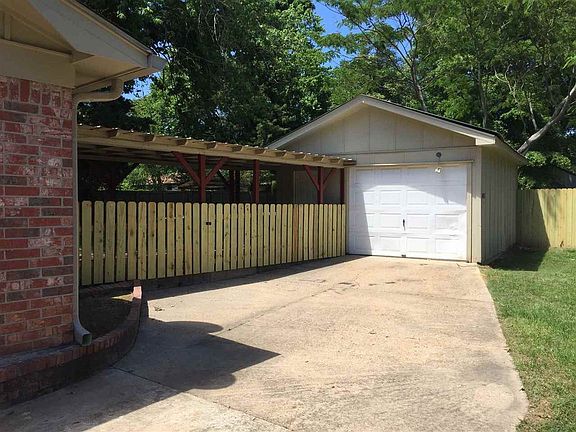 3rd image of 2801 Valerie St