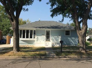 611 N Highland Ave, Pierre, SD 57501
