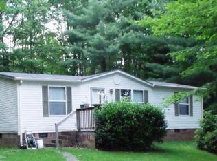 63 Joe Pl W, Ennice, NC 28623